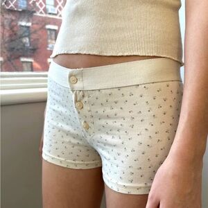 brandy melville floral boy short